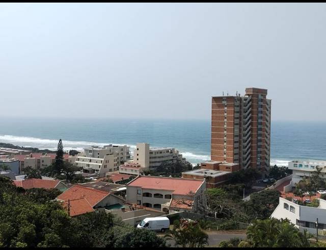3 BEDROOM APARTMENT FOR SALE IN UMHLANGA CENTRAL
